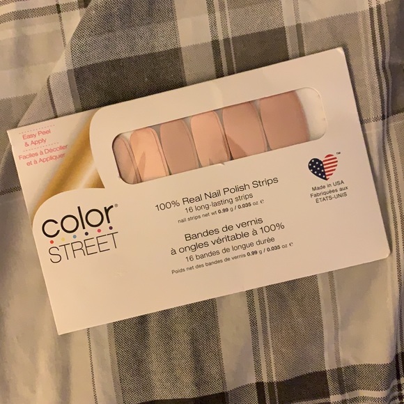 Color Street At the Plaza Polish Strips - Picture 4 of 7